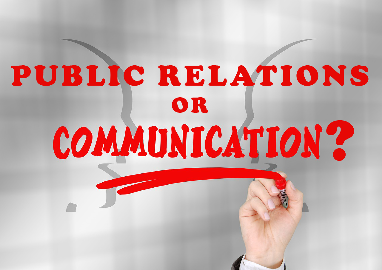 ¿Relaciones Públicas o Comunicación?